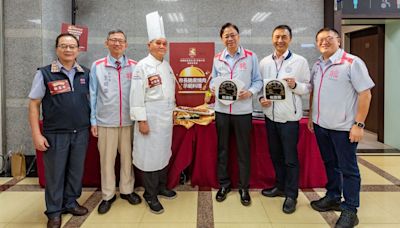 台灣飼養黑毛豬最多占7成 首屆桃園脆皮燒肉節開跑 張善政建特色品牌