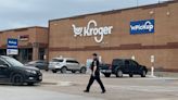 Violento robo en tienda Kroger en Fort Worth: Cajera termina apuñalada