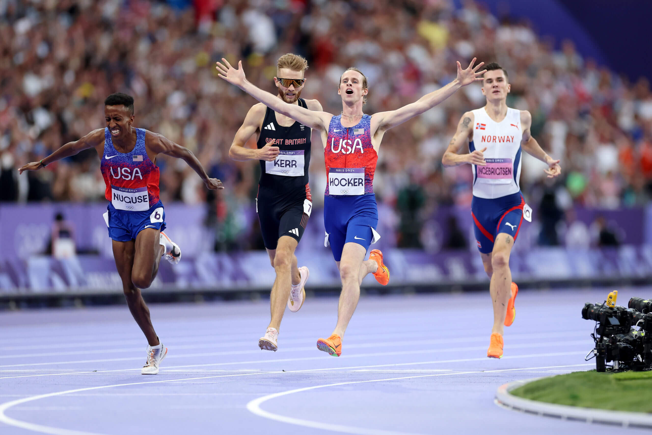 Cole Hocker stuns the world to win men's 1500m gold