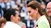 El espectacular look verde lima de Kate Middleton en la final de Wimbledon y su charla con la campeona