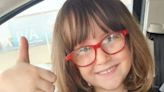 Un año sin Vera, la niña de las gafas rojas que murió tras salir volando un castillo hinchable