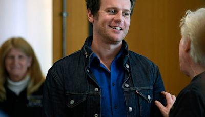 Jonathan Groff's award wins, nominations and other accolades [roundup]