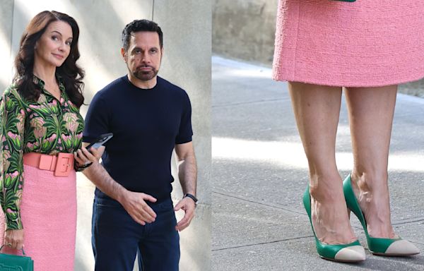 Kristin Davis Does Colorblocking in Green Pumps With Neutral Cap Toes for ‘And Just Like That’ Season Three