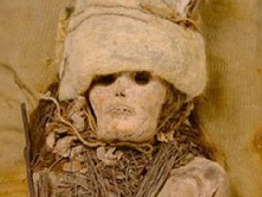 Strange Rocks Clinging to Mummies Could Be World's Oldest Cheese