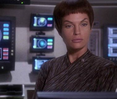 Star Trek: Enterprise – What Happened To T'Pol?