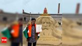 Sudarsan's sand chariot won gold award at Russia | Bhubaneswar News - Times of India