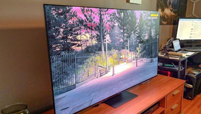 Samsung S95D OLED review: This glare-free OLED TV is legit