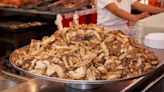 ¿Qué son las gallinejas y los entresijos? Los platos típicos madrileños que debes probar en San Isidro
