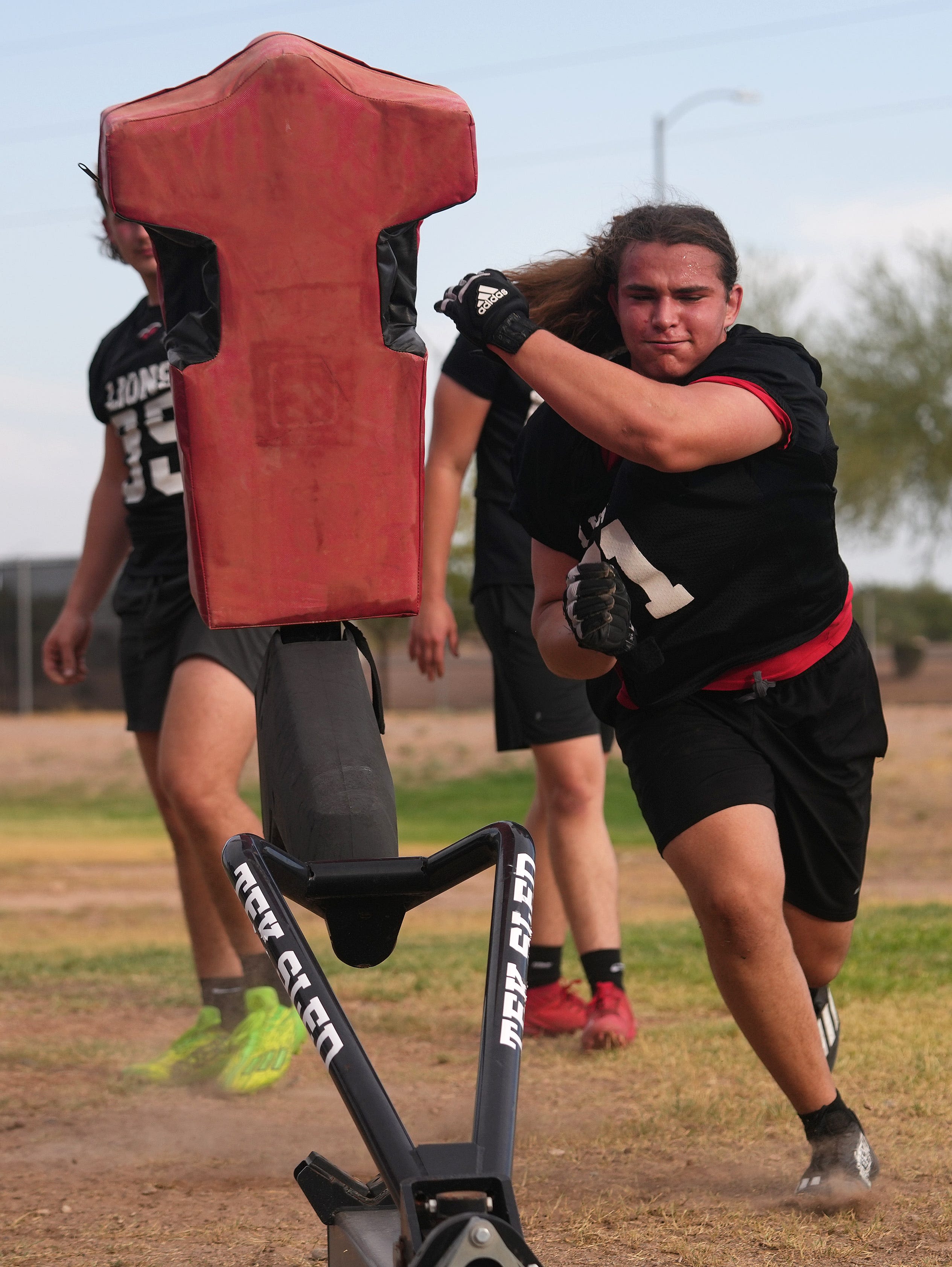 The Republic's Top 13 Arizona high school football defensive lines in 2024