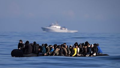 偷渡英吉利海峽求生的越南人倍增，英國政府籲上議院儘速通過盧安達庇護法案 - The News Lens 關鍵評論網