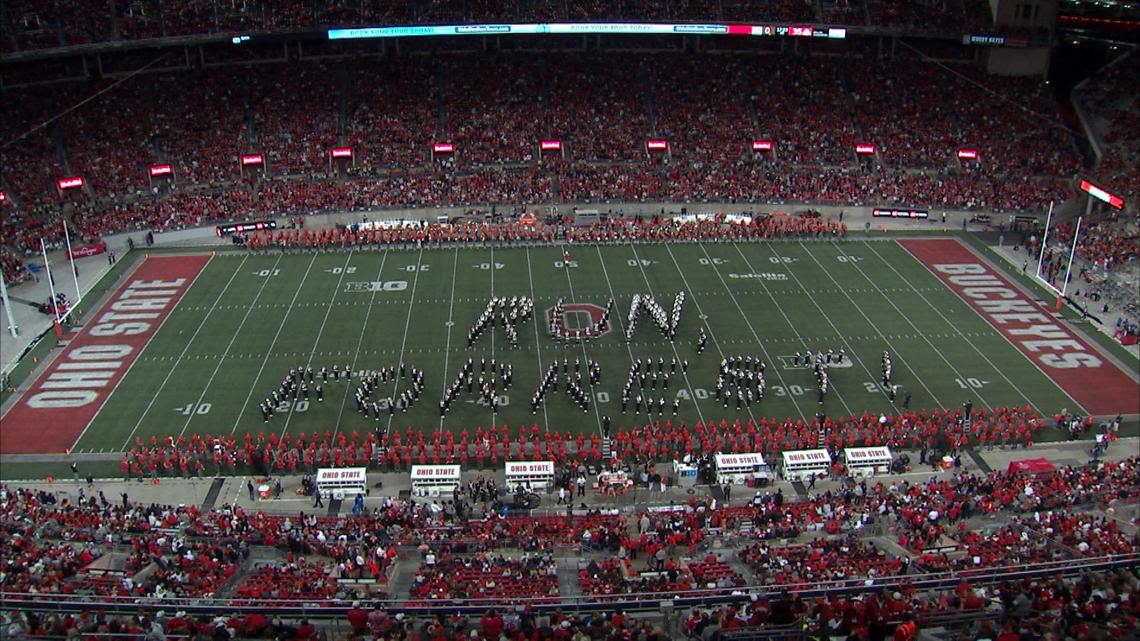 Ohio State Marching Band honors 30th anniversary of Forrest Gump