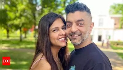 Amidst separation from estranged husband Nkhil Patel, Dalljiet Kaur shares a cryptic post on turning tough times into life's best lessons - Times of India