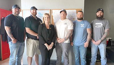 Rep. Ashley Hinson meets with members of Frontlines United at Harper’s Public House | News, Sports, Jobs - Times Republican