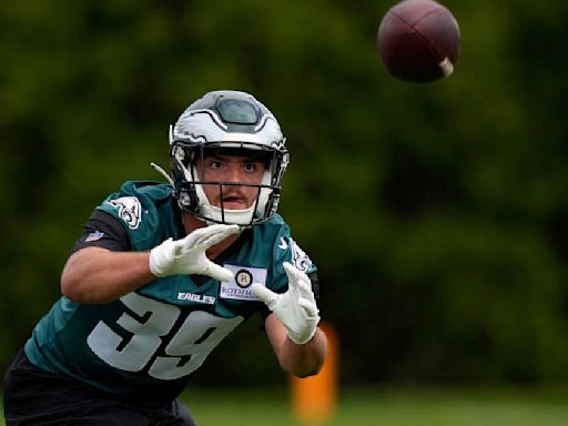 Eagles rookie Will Shipley turning heads at training camp. Here's what he's learning from Saquon Barkley.