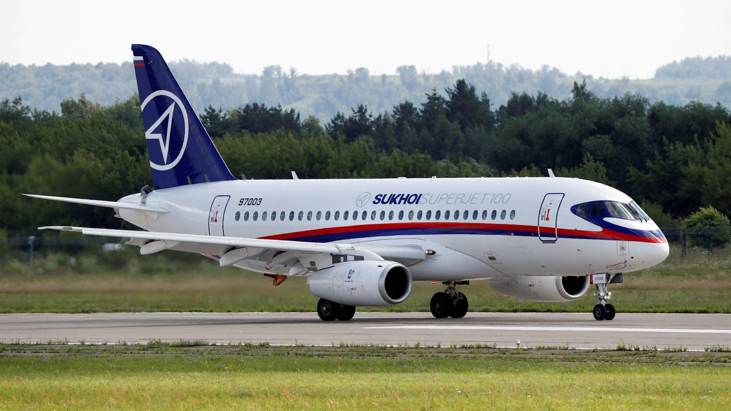 Passenger Jet Crashes Outside Moscow, Killing All on Board