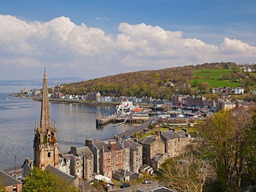 Tripadvisor's top-ranked toilet in Scots seaside town even has visitors' book