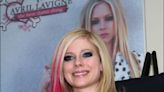 Avril Lavigne confirma romance con Tyga