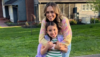 Jana Kramer’s Daughter Asks Is It ‘OK’ She Doesn’t Like Taylor Swift