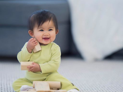 319 short baby names that minimalist parents will love