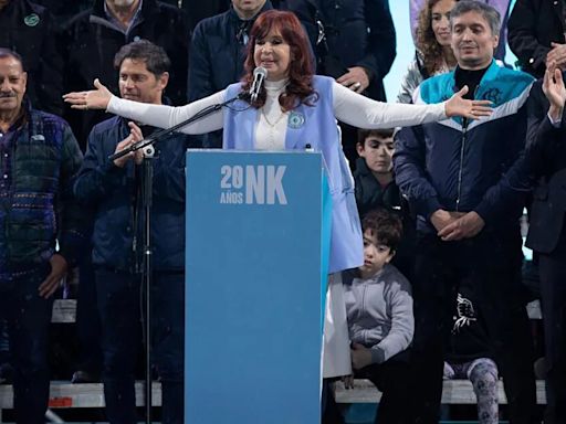 Cristina Kirchner reaparece para cuestionar a Milei, pero hay expectativa por sus dichos sobre la interna del peronismo