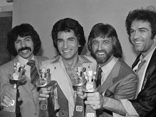Joe Bonsall, celebrated tenor in the country and gospel group the Oak Ridge Boys, dies at 76