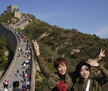 China strives to lure foreign tourists, but it's a hard sell for some - ET TravelWorld