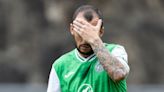 Adam Le Fondre claims Hibs chiefs BLANKED him after issuing contract ultimatum
