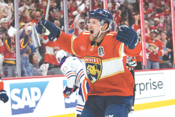 Detroit Red Wings sign 2-time champ Vladimir Tarasenko away from Stanley Cup champion Florida Panthers