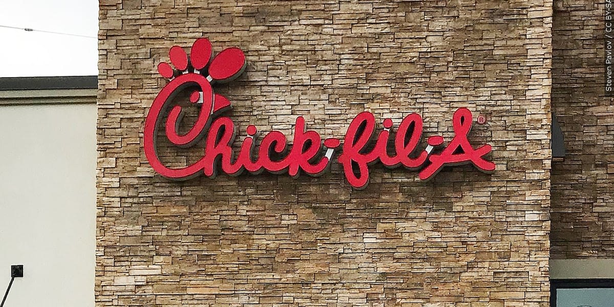 New Asheville Chick-Fil-A brings in dozens of jobs, honors local heroes