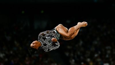 Simone Biles en París 2024: una sonrisa que ilumina los Juegos Olímpicos