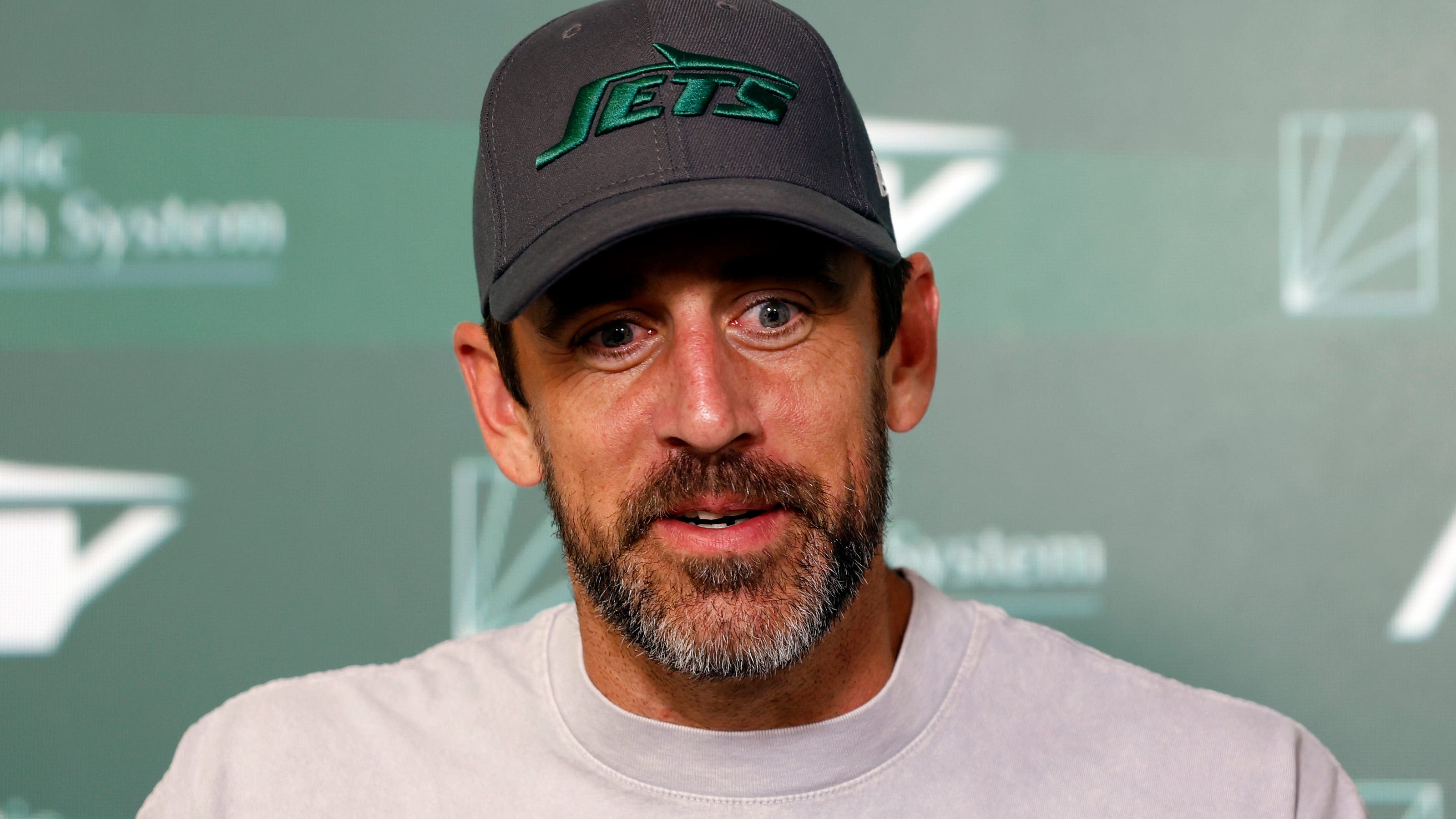 Aaron Rodgers says he chose football over retiring, running for vice-president