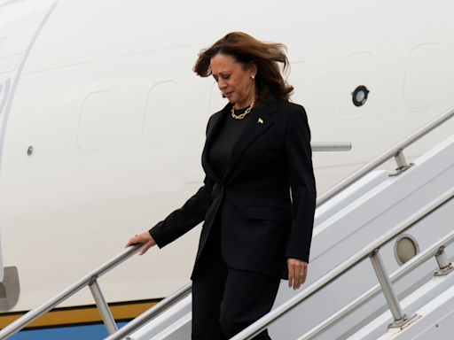 'Drunk' Secret Service Agent Allegedly Groped Kamala Harris' Female Staffer