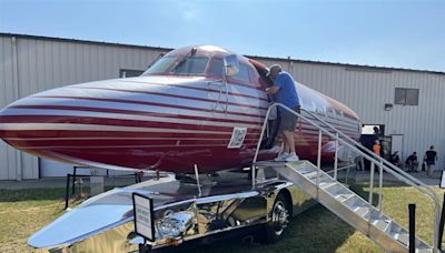 Elvis' latest hit: Retrofitted private jet a huge attraction at EAA AirVenture Oshkosh