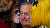 Hasty Pudding fetes Bob Odenkirk as its 2023 Man of the Year