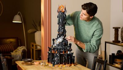 Enormous new Lego Lord of the Rings set is giving me goosebumps