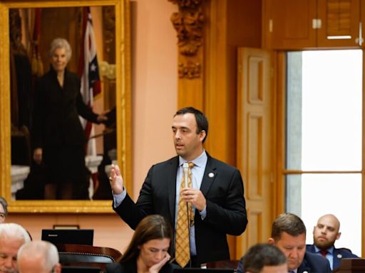 Ohio GOP lawmaker defends bill charging teachers with felonies for ‘pandering obscenity’