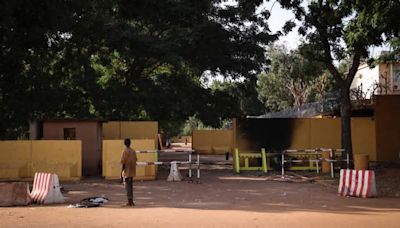 África: Burkina Faso expulsa a tres diplomáticos franceses acusados de “actividades subversivas”