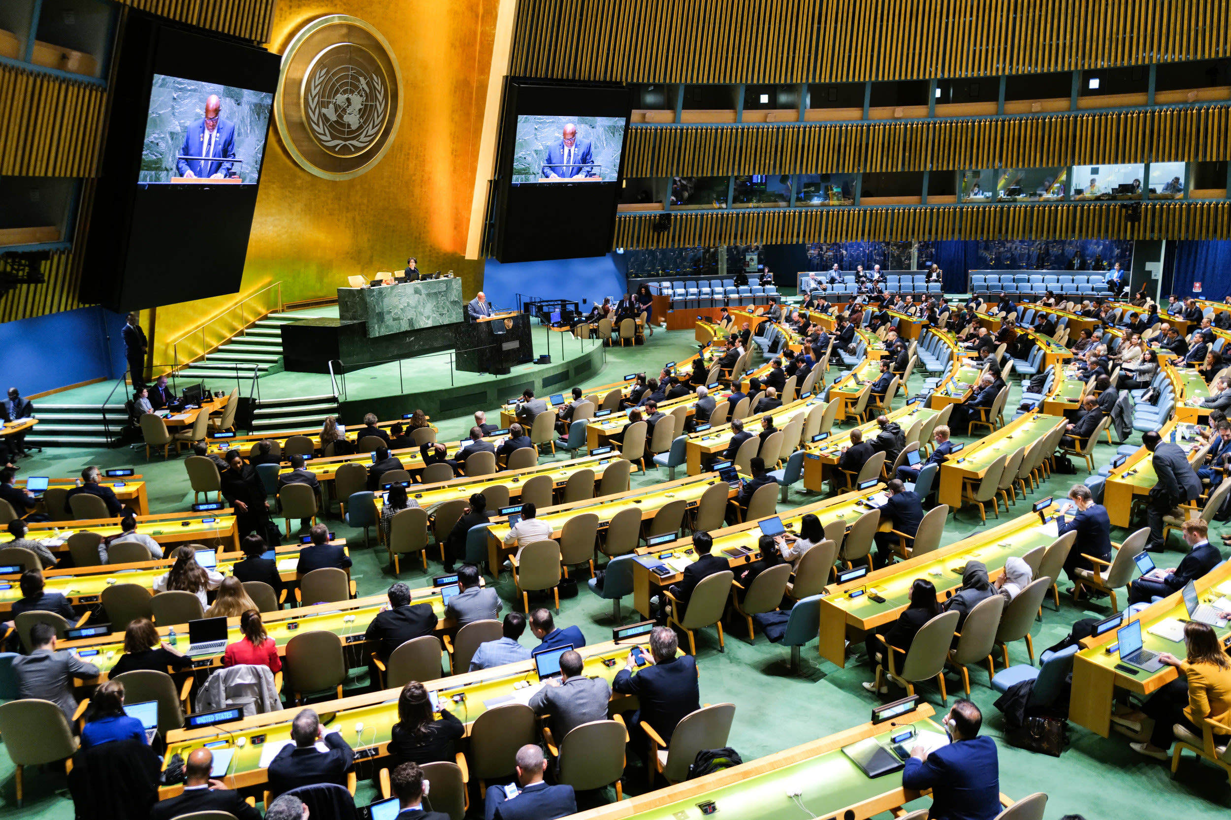 Full list of countries who voted to give Palestine new UN power