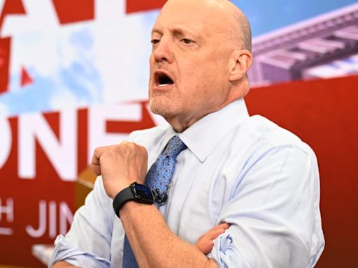 Jim Cramer examines Wednesday's brutal tech sell off