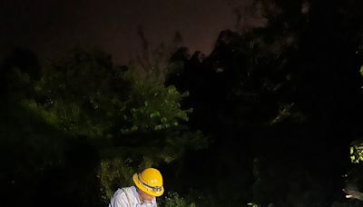 影／金門雨彈狂炸烈嶼300多戶停電 台電漏夜搶修