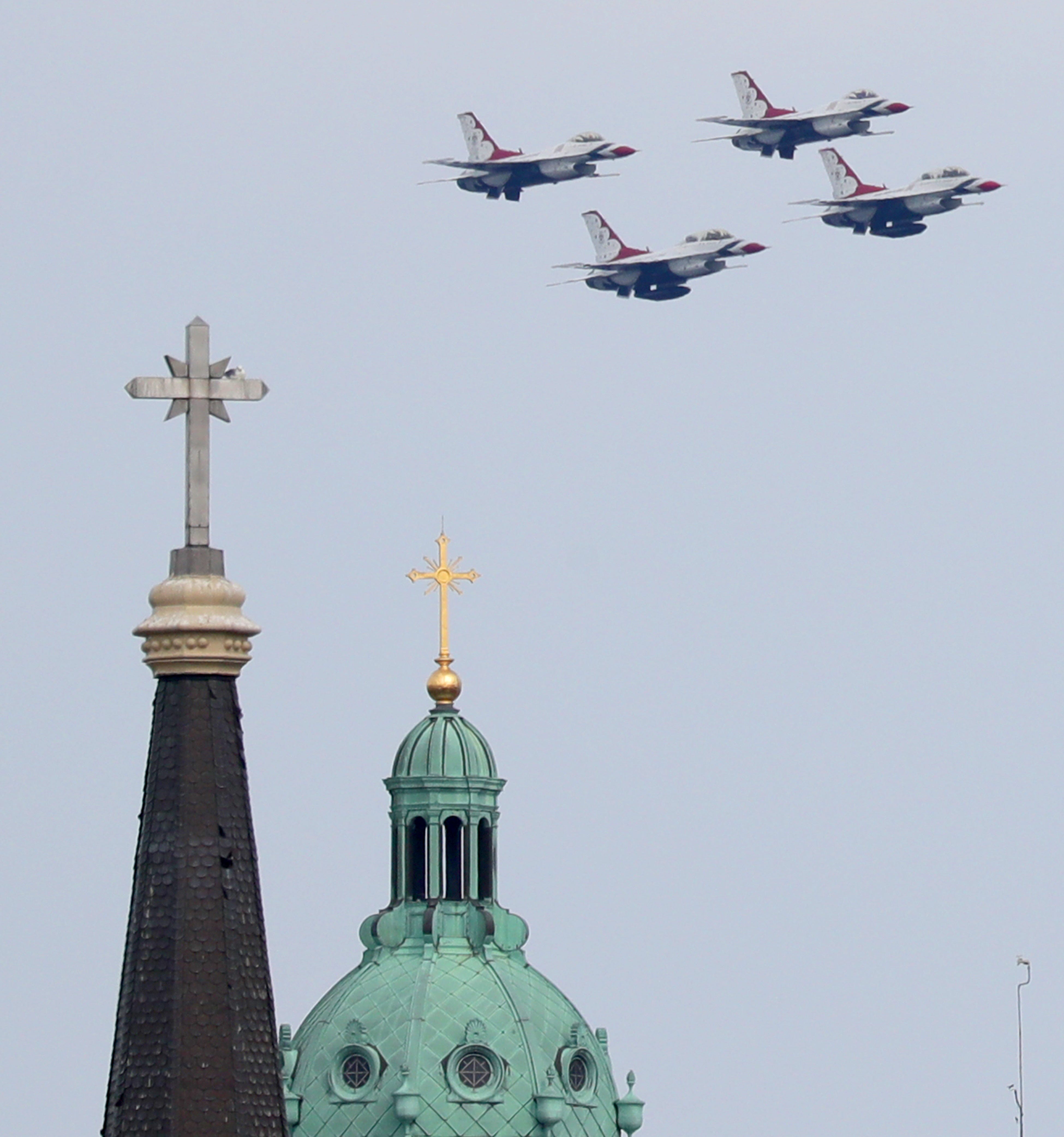 What to know about the 2024 WaterStone Bank Air & Water Show in Milwaukee