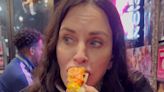 Courteney Cox Jokes 'This Is How Real New Yorkers Eat Pizza' in Hilarious Video