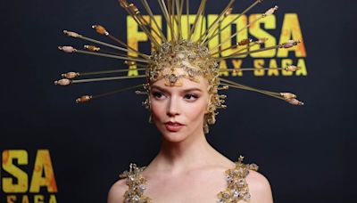 Anya Taylor-Joy impacta con un espectacular look 'vintage' en el estreno australiano de ‘Furiosa’