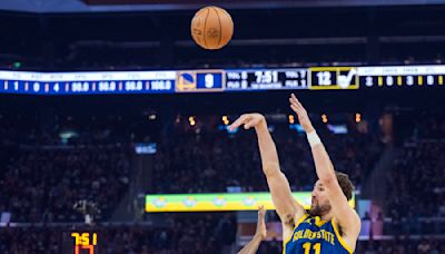 Klay Thompson is leaving the Warriors and will join the Mavericks, AP sources say