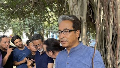 Will go on a fast if top leadership from the Union govt. fails to meet us, says Sonam Wangchuk