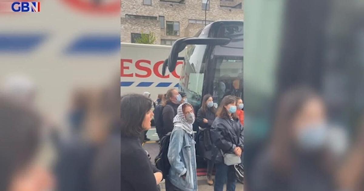 Protests will not stop removal of illegal migrants, says James Cleverly after activists blocked coach in London