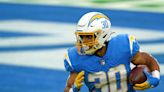 Chargers, RB Austin Ekeler agree to contract revision for 2023 season