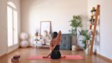 Esta postura de yoga te será de gran ayuda si necesitas estirar