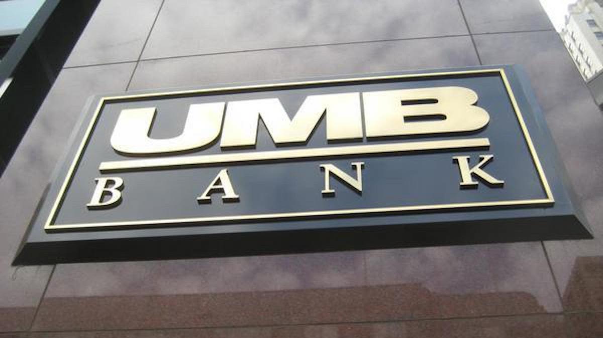 UMB, Heartland shareholders hold vote on $2 billion all-stock bank merger - Wichita Business Journal