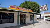 KTLA viewers gather at The Apple Pan to remember Sam Rubin